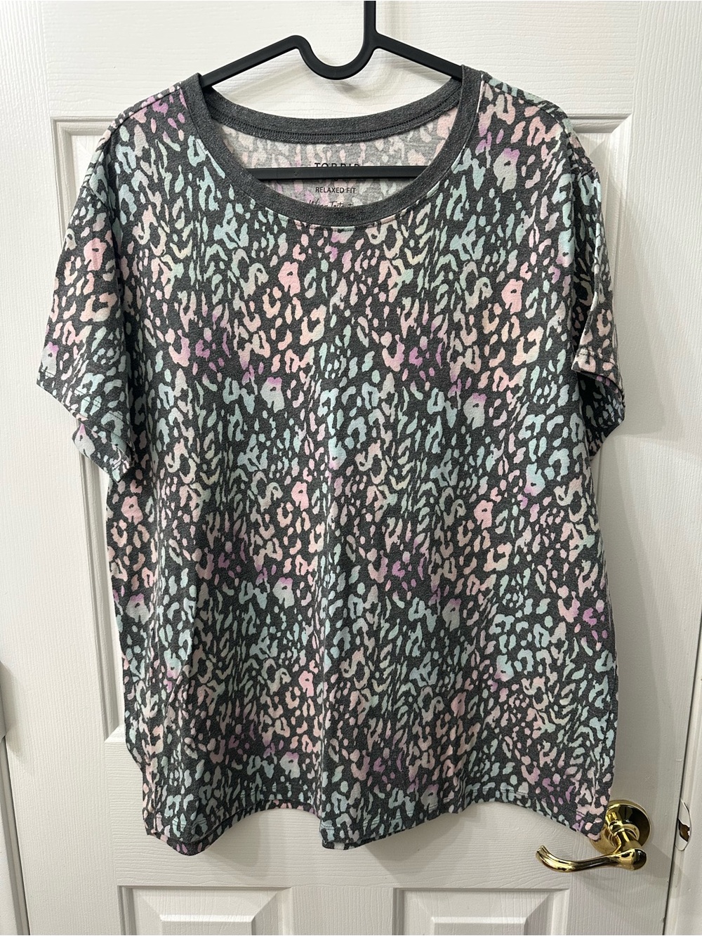 Torrid Top Relaxed Fit Short Sleeve Top Pastel Leopard Print Crew Neck 0X